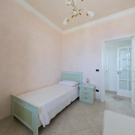 Villa La Ripostiera By Barbarhouse Castro (Lecce)